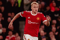 Man Utd wakubali ofa ya Van de Beek