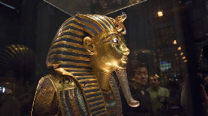 Pharaoh Statue .jpeg