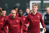 Mshambuliaji wa Manchester United Rasmus Hojlund na Kiungo Christian Eriksen