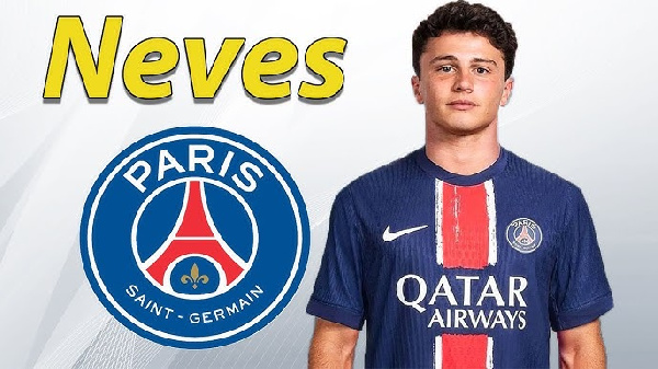 Joao Neves atua PSG