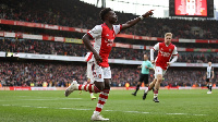 Bukayo Saka akishangilia baada ya kuifungia Arsenal goli la ufunguzi