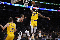 Lakers wafalme wa Los Angeles Derby