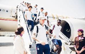 4725 4A25C42700000578 5494049 Manchester City Goalkeeper Ederson Leads His Team Mates Off The  A 1 1