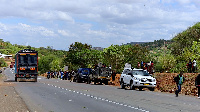 Wananchi wafunga barabara, abiria wakwama