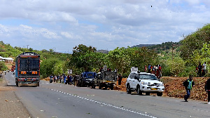 Wananchi Wafunga Barabara