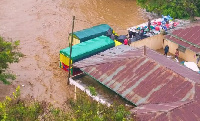 Mafuriko Mwanza vitu vyasombwa na maji, barabara hazipitiki (+video)