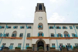 Mhadhiri Wa Chuo Cha Makerere Akamatwa Kwa Kumpiga Kofi Mwanafunzi