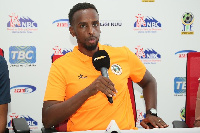 Taarifa kuhusu Azam FC kumtaka Kocha Moallin