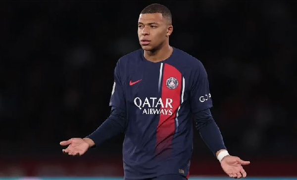 Mbappe aishitaki PSG