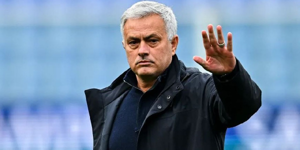 Kocha wa AS Roma Jose Mourinho