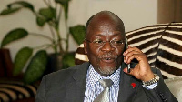 Zitto avunjika bega, Magufuli ampa pole