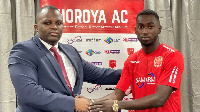 PAPE Abdou N’Diaye akiwa na Rais wa Horoya