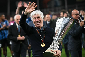 Gian Piero Gasperini Kusalia Atalanta.jpeg