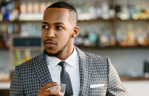 Mchekeshaji na Muigizaji, Idris Sultan