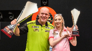 Sherrock Michael Van Gerwen 1024x576