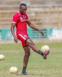 Huyu Ndio Ataamua Hatima ya Lwanga Simba SC