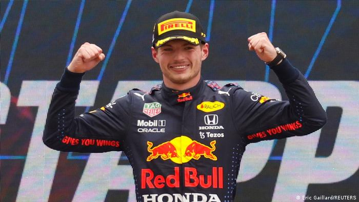 Max Verstappen akishangilia ushindi