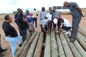 Serikali Yabaini Upungufu Viwanda Vya Kuzalisha Nguzo Za Umeme