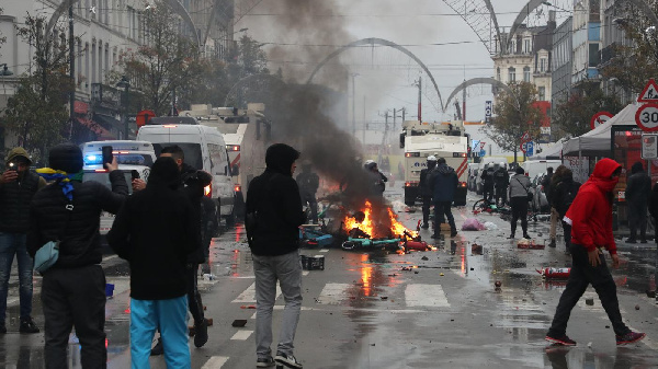 Mashabiki wa Ubelgiji wazusha vurugu katika mji wa Brussels