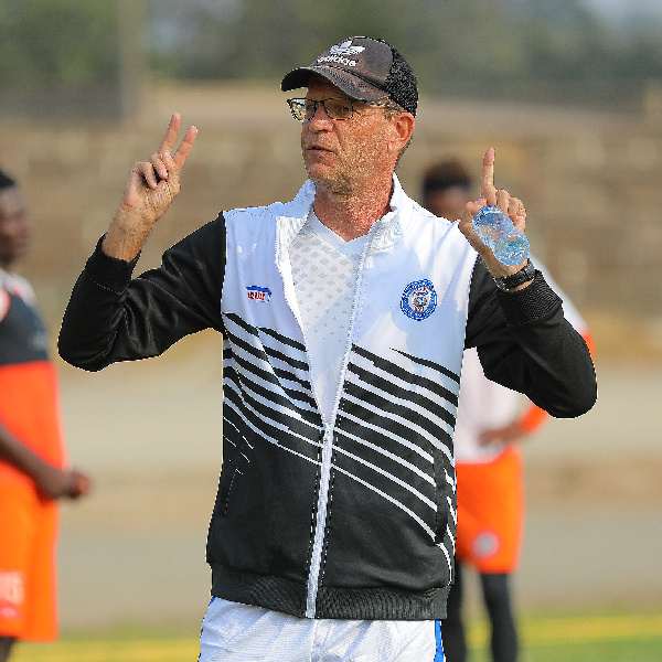 Kocha mpya wa Azam FC, Denis Lavagne