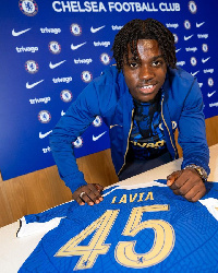 Lavia ajiunga rasmi na Chelsea