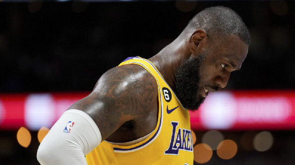 Staa wa LA Lakers, Lebron James