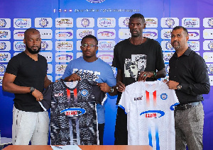 Azam FC Makocha Wawili