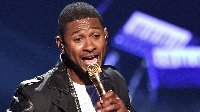 Usher Raymond kutumbuiza tamasha la Super Bowl