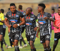 Azam FC wakishangilia bao pekee la ushindi