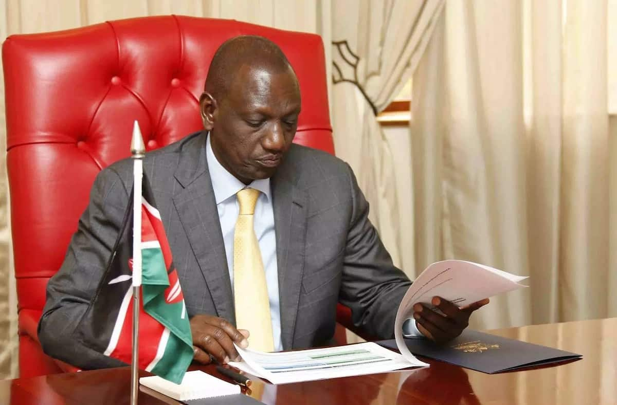 Ruto kafika bungeni kuhudhuria hotuba ya mwisho ya Rais Kenyatta