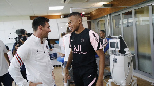 Lionel Messi And Kylian Mbappe 1140x640