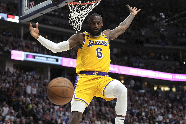 Staa wa LA Lakers, Lebron James