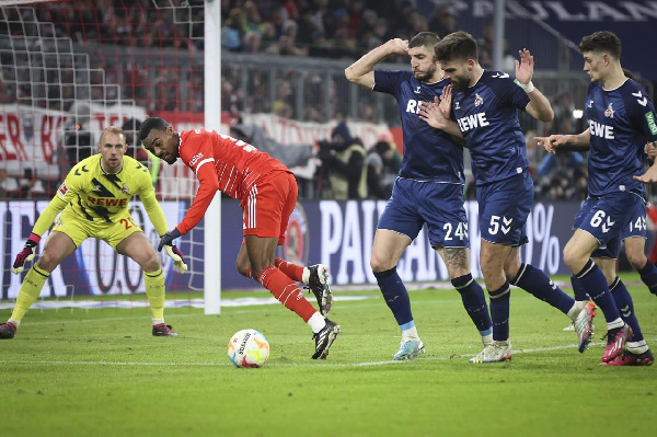 Bayern Munich yashikwa shati na Cologne