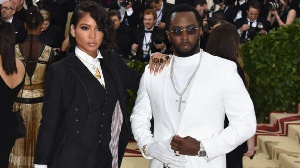 Mwimbaji Cassie Amshutumu Puff Daddy Kwa Ubakaji Na Unyanyasaji