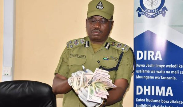 Polisi Arusha wanasa watuhumiwa wa utengenezaji fedha bandia