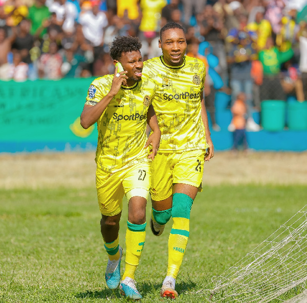 Yanga kumshusha Azam FC kileleni leo?