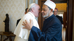 Pope Francis Grand Imam 2 768x430 1