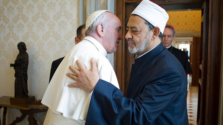 Papa Francis akutana na Sheikh Ahmed al-Tayeb