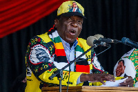 Marekani yamwekea vikwazo Rais Mnangagwa