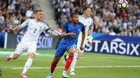 Kieran Trippier: Natumai nitamnyamazisha Kylian Mbappe