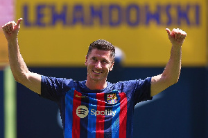 Fc Barcelona Unveil New Signing Robert Lewandowski Scaled 1 1024x683