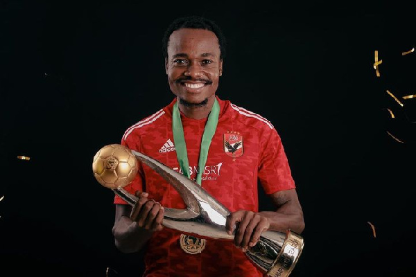 Percy tau kutua Wydad