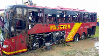 Ajali ya Bus dereva akimbia, mtoto afariki, 23 wajeruhiwa