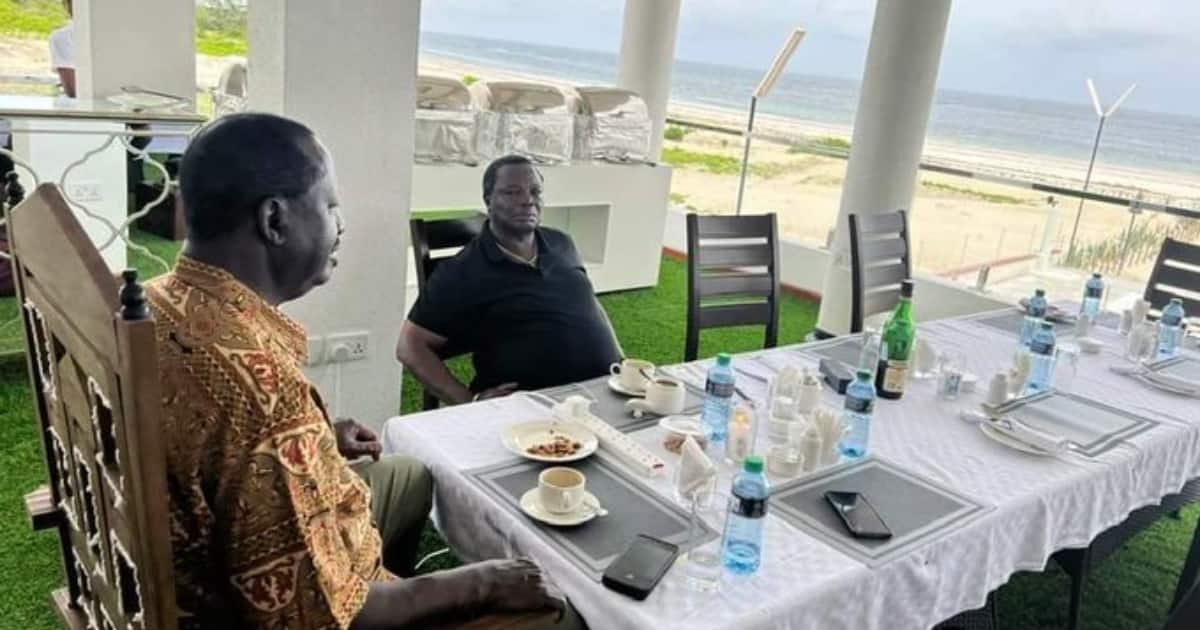 Kamera za mnasa Raila akiponda raha Mombasa