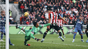 West Ham United Yaichapa Brentford