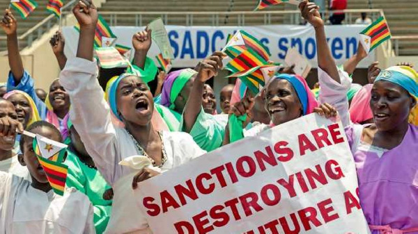 Marekani yakana kuhusika na kuporomoka kwa uchumi  Zimbabwe