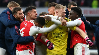 Wachezaji wa Arsenal wakishangilia goli la ushindi dhidi ya Bournemouth