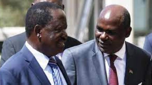 Odinga amtaka Chebukati wa IEBC ajiuzulu