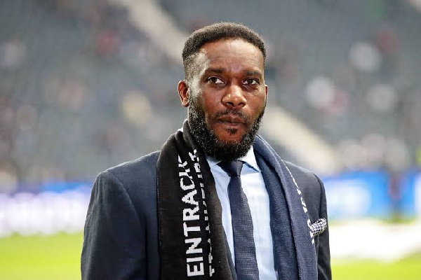 Jay Jay Okocha anogesha mjadala ishu ya uraia pacha