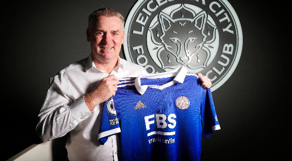 Dean Smith ataiongoza Leicester City mpaka mwisho wa msimu